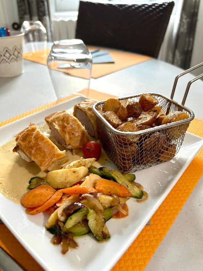 Charols Les Voyageurs酒店 外观 照片